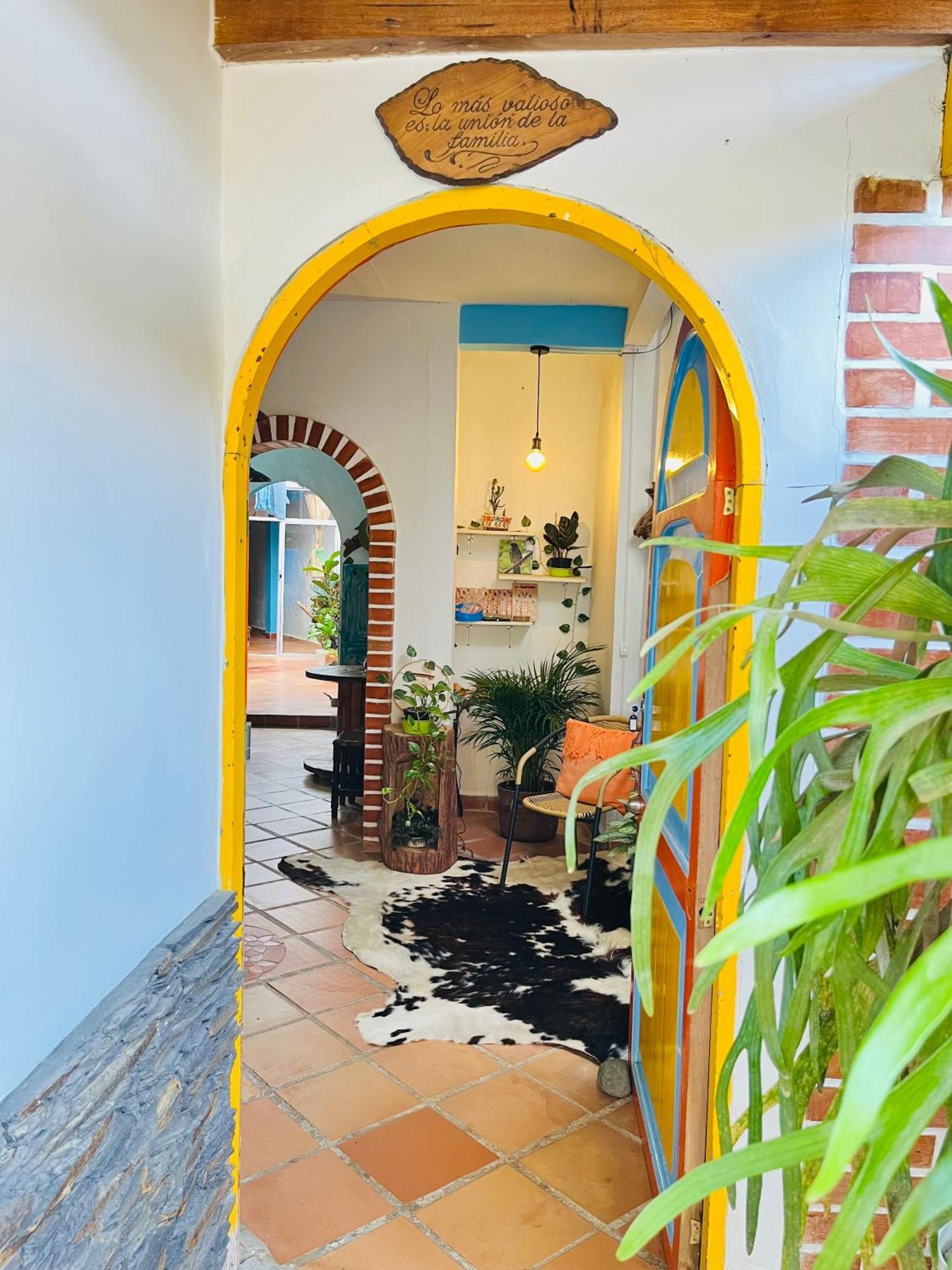 Casa De Las Rocas Hostel Хардін Екстер'єр фото
